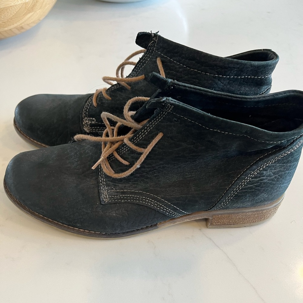 Black leather Josef Seibel Nordstrom boots - like new.